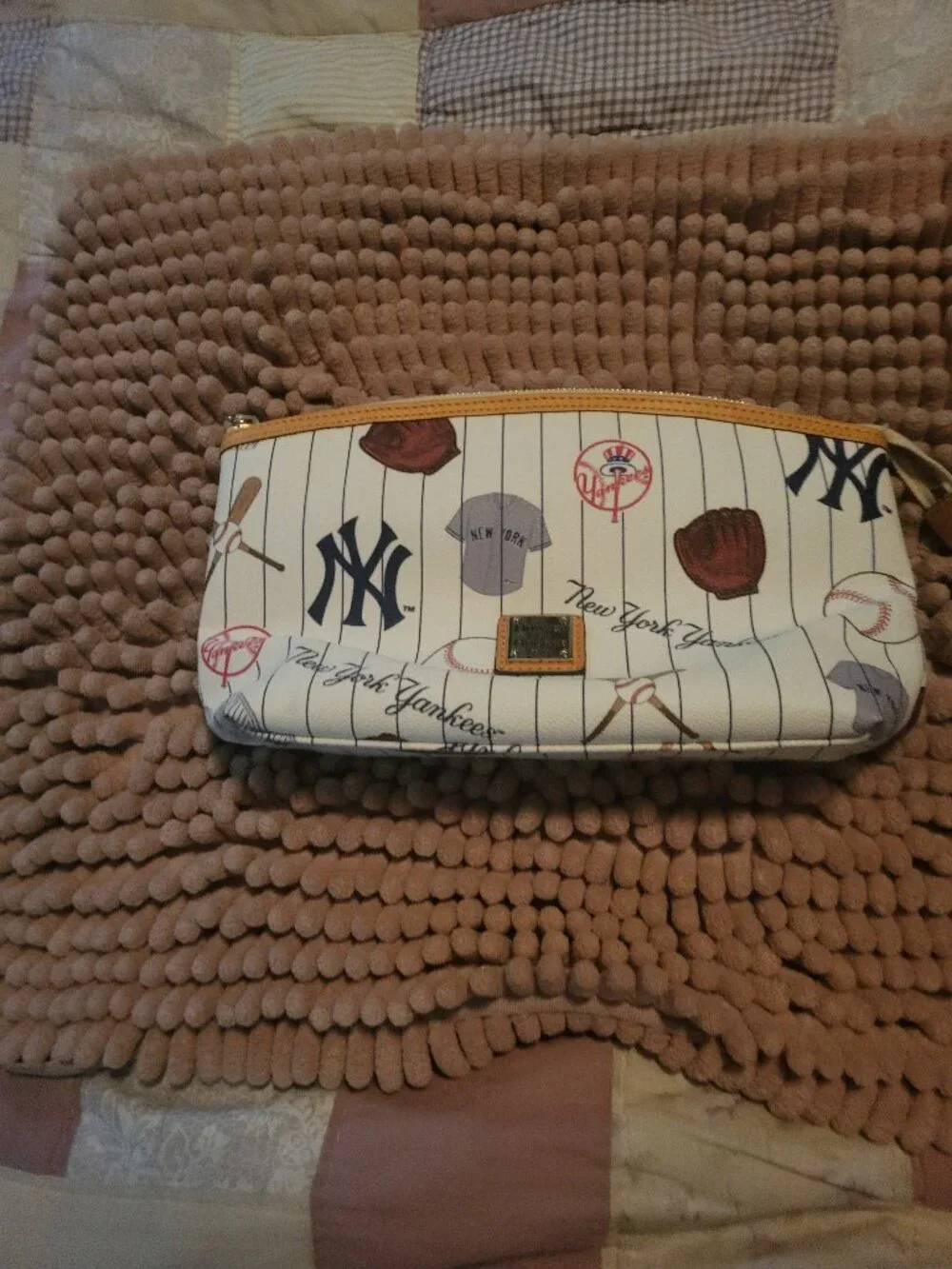 Dooney & Bourke Cosmetics Case